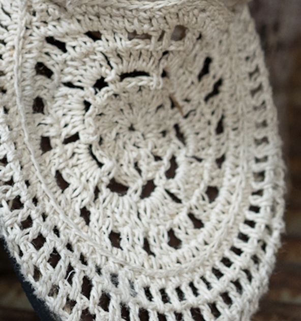 crochet écru sandales